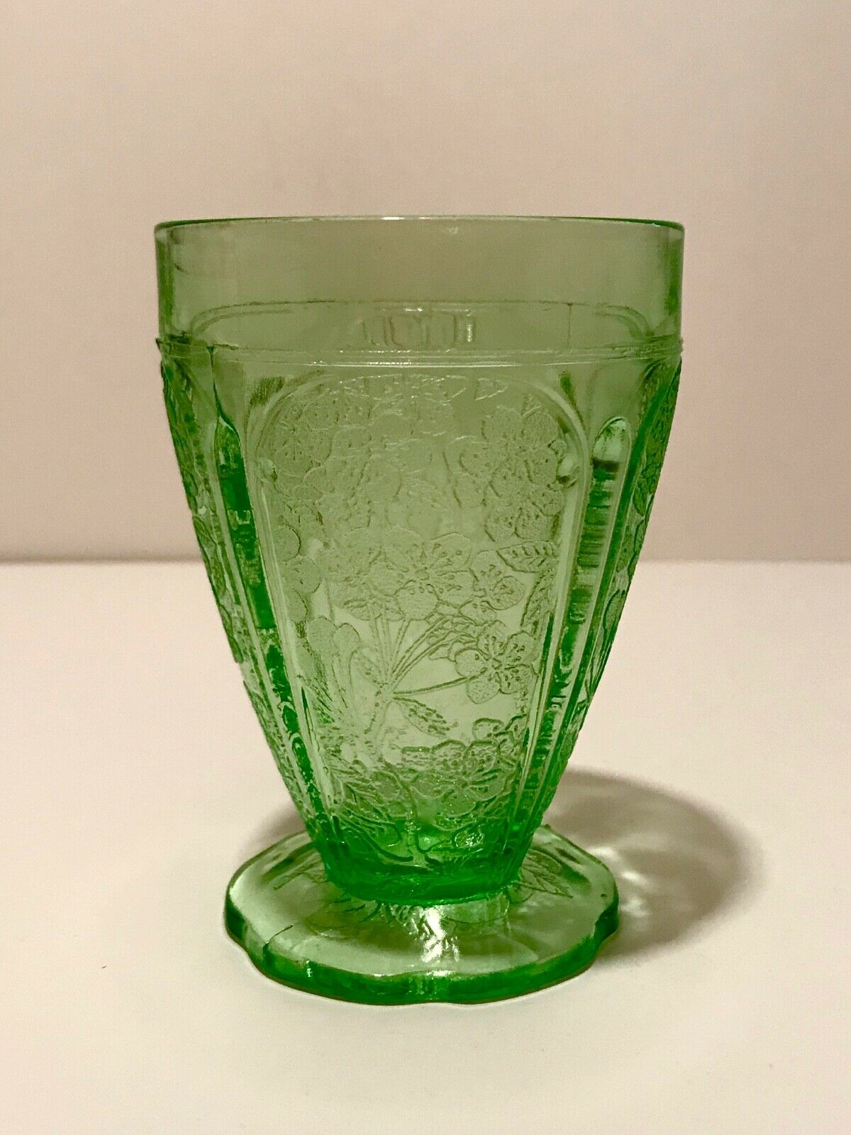 Vintage Jeannette Green Cherry Blossom Depression Glass 8oz. Footed Tumbler #1