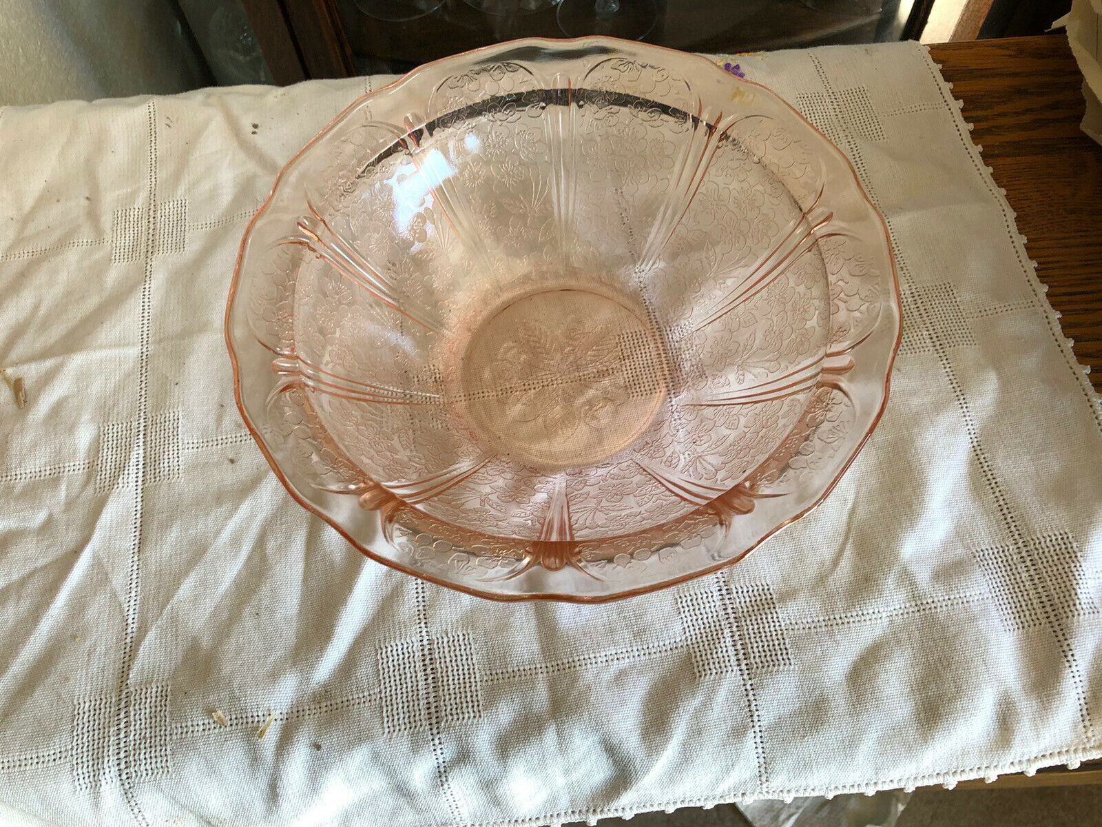Cherry Blossom Pink Jeannette Depression Vintage Glass Round Serving Bowl 8.5 In
