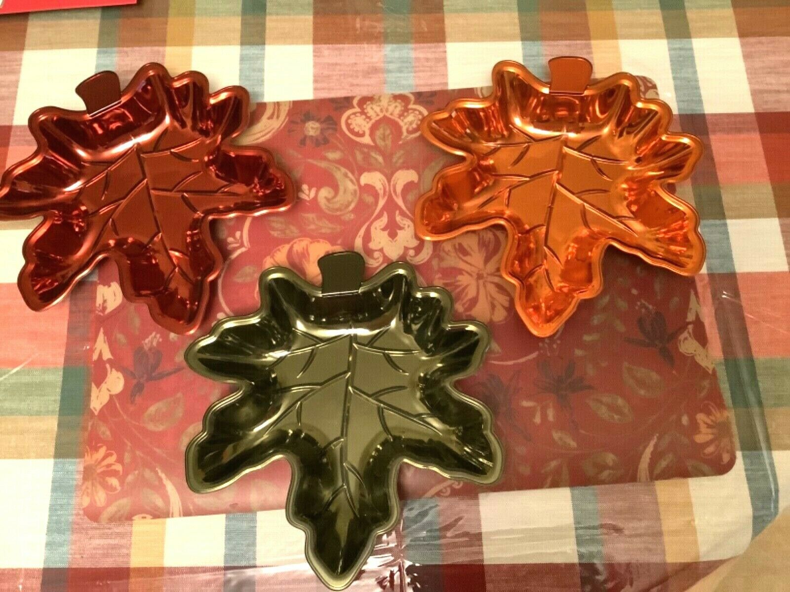 Three Metallic Autumn Leaves Plastic Serving Nut Candy Bowls Trays